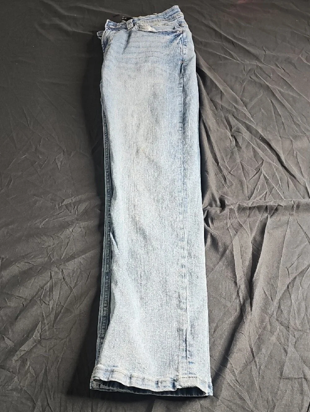 Kenneth Cole Light Wash Slim Jeans - Pale Blue Denim